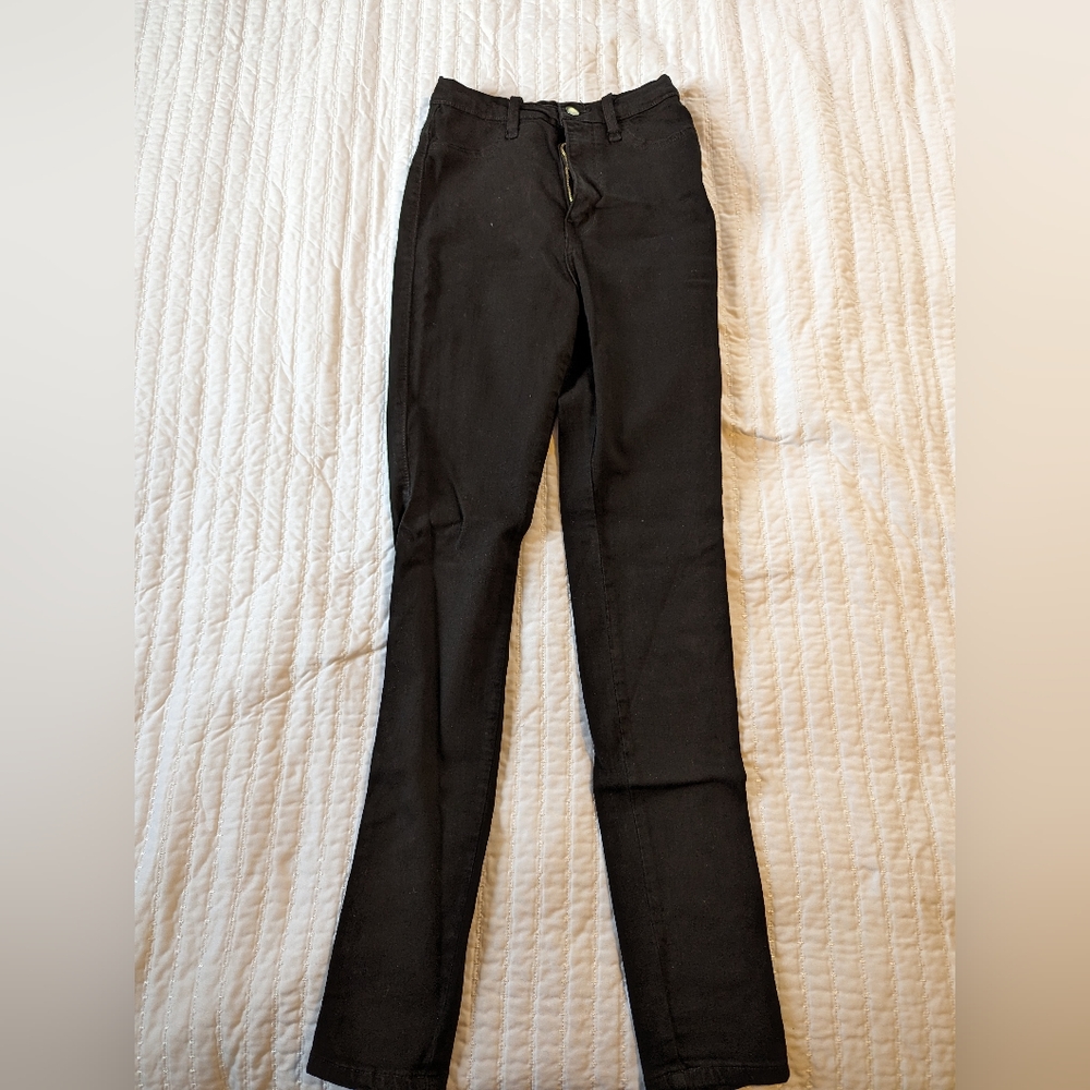 fashion nova size 5 black skinny jeans